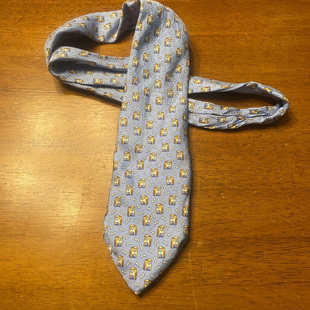 Vineyard Vines Light Blue Bulldog & Bone Silk Tie